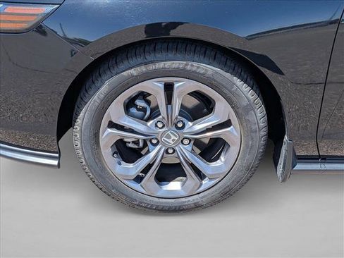 Used 2023 Honda Accord EX image 15