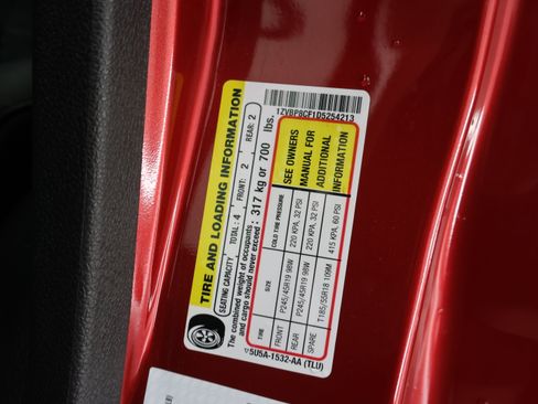 Used 2013 Ford Mustang GT Premium w/ Comfort Pkg RWD image 46