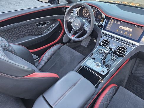 Used 2022 Bentley Continental GT Speed image 25