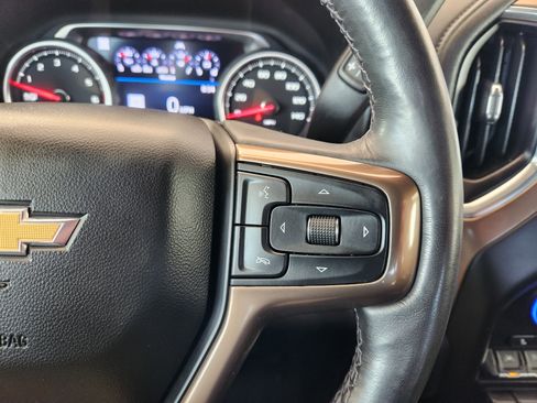 Used 2019 Chevrolet Silverado 1500 High Country image 30