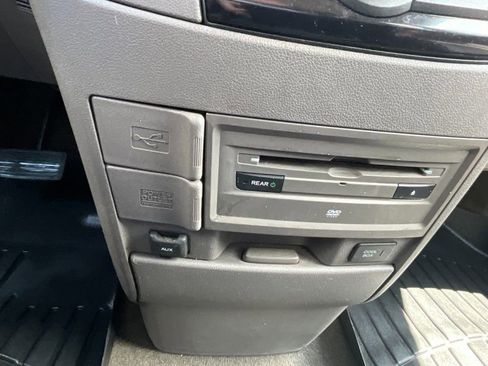 Used 2015 Honda Odyssey EX-L image 27