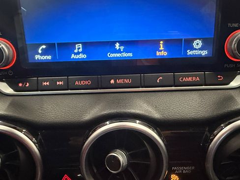 Used 2024 Nissan Sentra SV FWD image 37