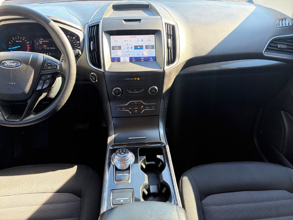 Used 2020 Ford Edge SE AWD/4WD image 11