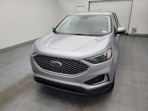 Used 2024 Ford Edge SEL image 15