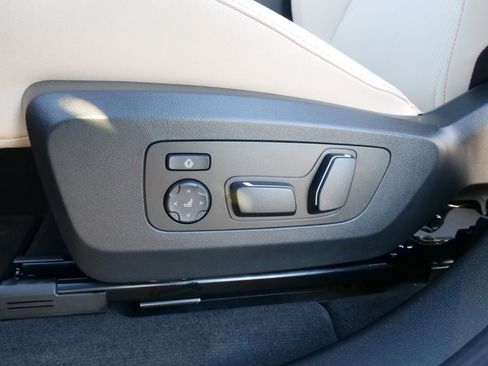 New 2026 BMW X3 xDrive30 w/ M Sport Package image 17