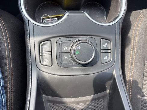 Certified 2020 GMC Terrain SLE w/ Driver Convenience Package image 23