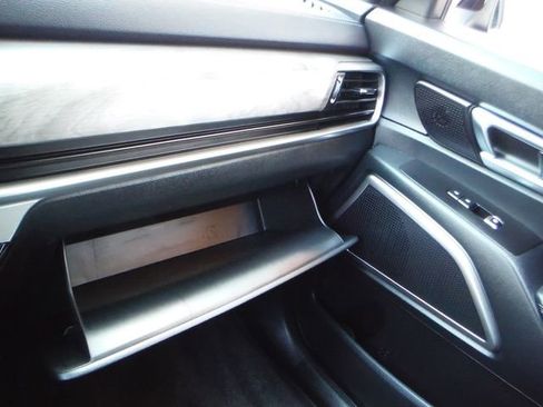 Used 2025 Kia Telluride AWD image 42