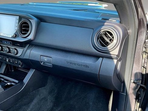 Used 2023 Toyota Tacoma TRD Sport w/ Technology Package AWD/4WD image 24