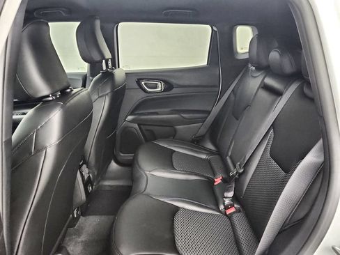 New 2026 Jeep Compass Latitude AWD/4WD image 28