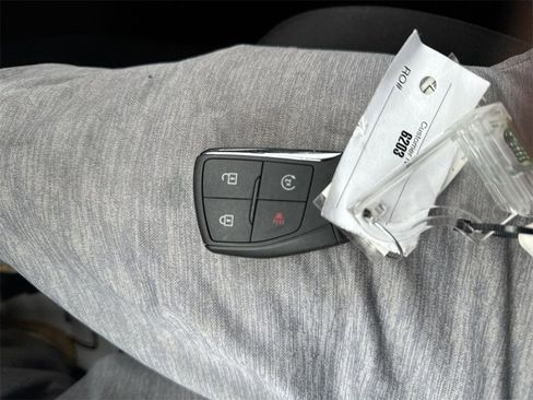 Used 2024 GMC Canyon Elevation w/ Convenience Package image 34