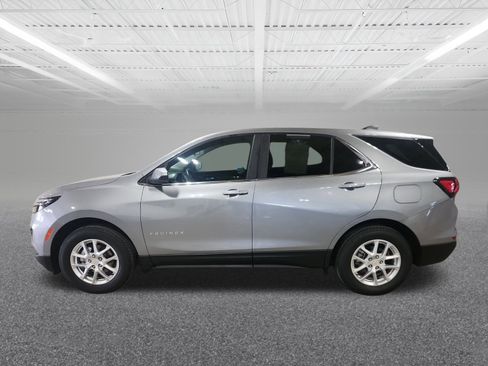 Used 2024 Chevrolet Equinox LT image 1