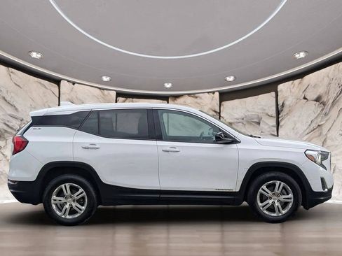 Used 2020 GMC Terrain SLE w/ LPO, Floor Liner Package FWD image 14