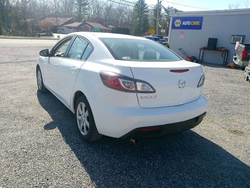 Used 2010 MAZDA MAZDA3 i Touring image 22