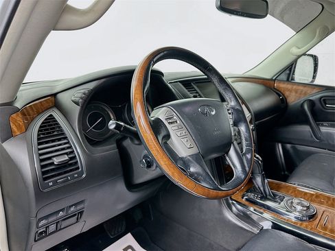 Used 2019 INFINITI QX80 Luxe w/ Proassist Package image 9