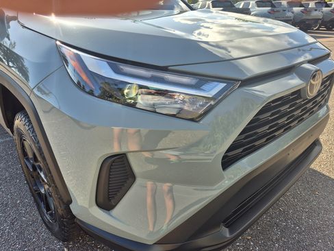 Used 2023 Toyota RAV4 XLE FWD image 32