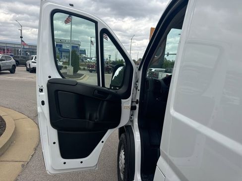 New 2025 RAM ProMaster 1500 w/ Convenience Group image 16