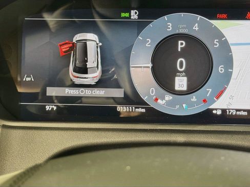 Certified 2025 Land Rover Range Rover Velar Dynamic SE AWD/4WD image 11