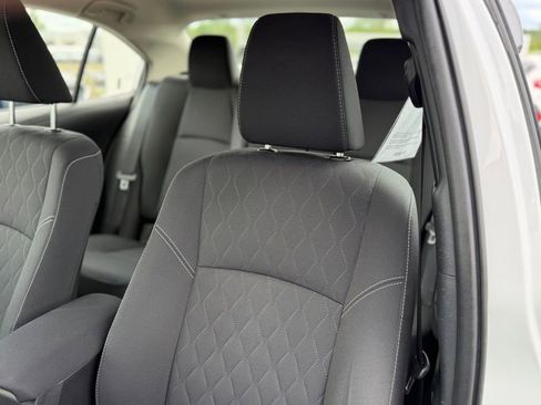 Used 2023 Toyota Corolla LE FWD image 9