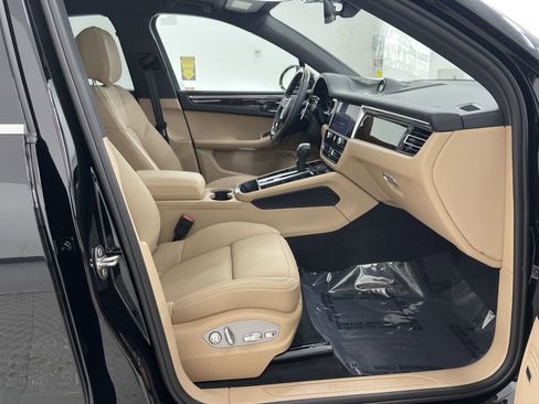 New 2025 Porsche Macan Turbo image 36