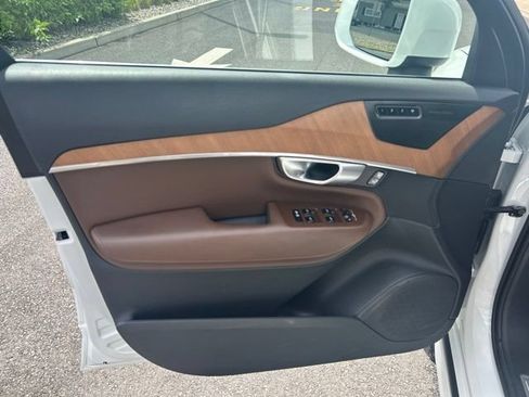 Certified 2024 Volvo XC90 B6 Plus w/ Protection Package Premier AWD/4WD image 19