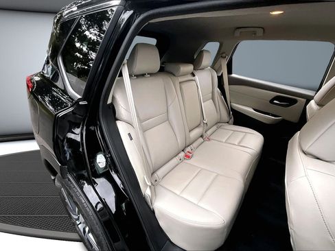 Used 2024 Nissan Rogue SL image 23