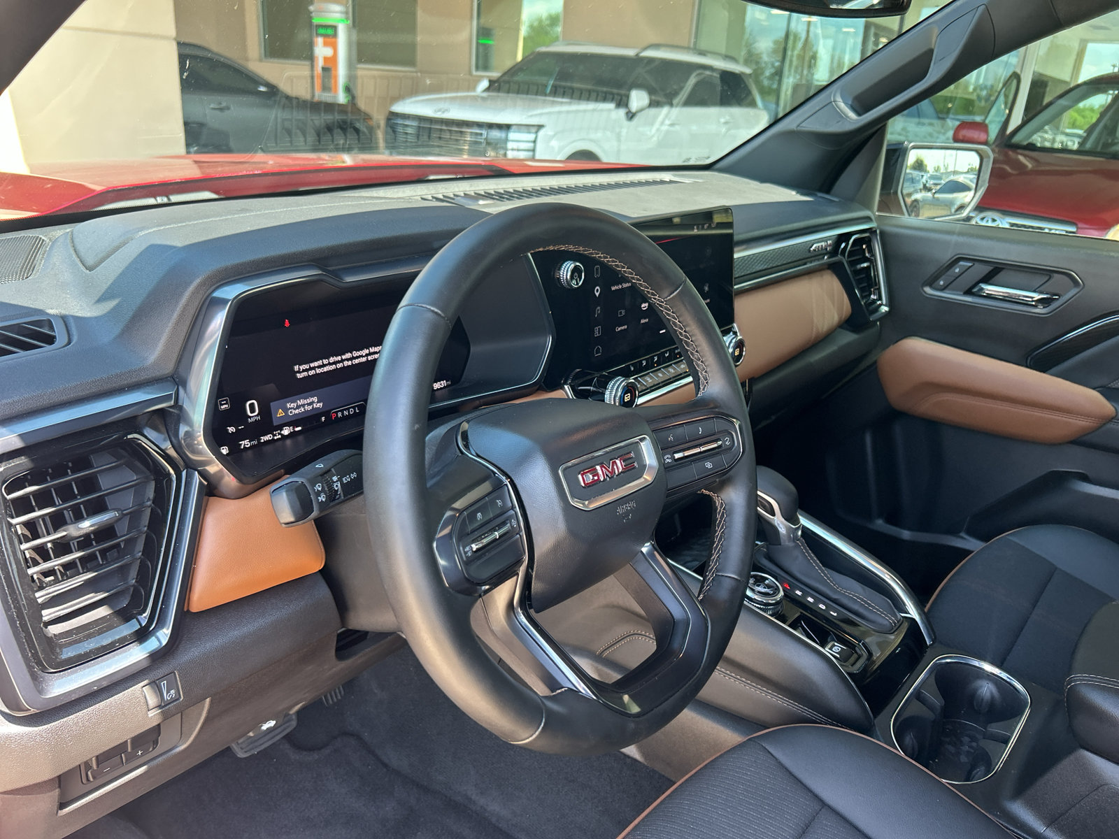 Used 2025 GMC Canyon AT4 AWD/4WD image 21