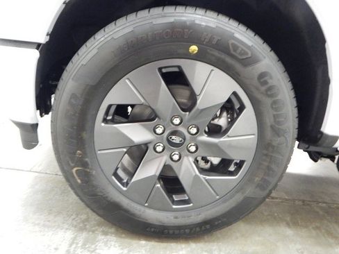 New 2025 Ford F150 Lightning Lariat image 11