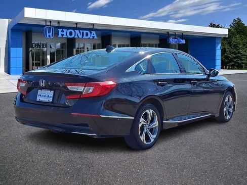 Used 2018 Honda Accord EX image 24