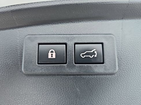 Certified 2024 Subaru Outback Premium image 16