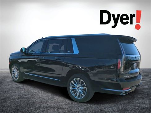 Used 2022 Cadillac Escalade ESV Premium Luxury image 6