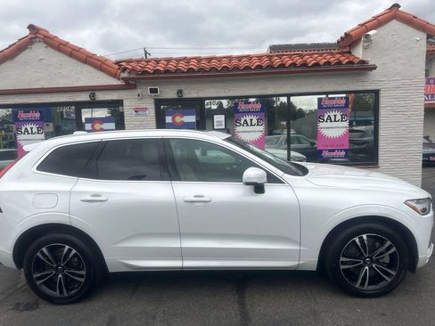 Used 2020 Volvo XC60 T6 Momentum AWD/4WD image 8