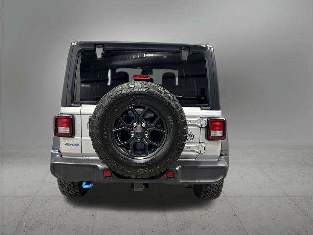 Used 2024 Jeep Wrangler Unlimited AWD/4WD image 4