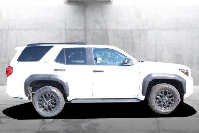 Used 2025 Toyota 4Runner SR5 AWD/4WD image 5