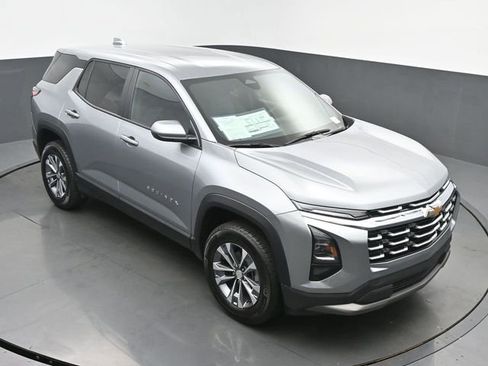 Used 2026 Chevrolet Equinox LT AWD/4WD image 42