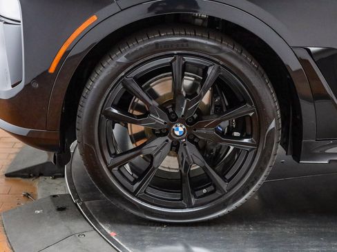 Certified 2023 BMW X7 xDrive40i w/ M Sport Package image 12
