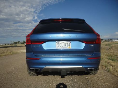 Used 2019 Volvo XC60 T8 R-Design w/ Advanced Package AWD/4WD image 8