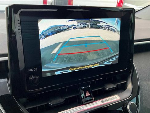 Used 2023 Toyota Corolla SE image 43