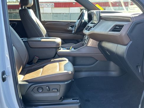 Used 2021 Chevrolet Tahoe High Country image 12