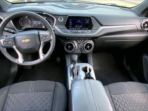 Used 2022 Chevrolet Blazer LT image 15