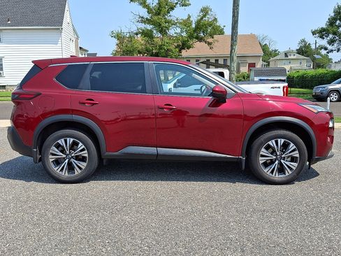 Used 2022 Nissan Rogue SV AWD/4WD image 7