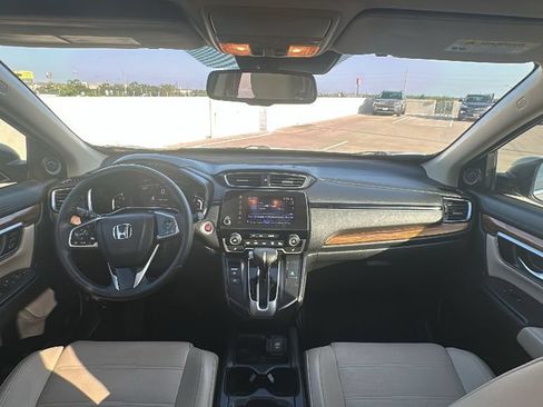 Used 2018 Honda CR-V Touring image 22