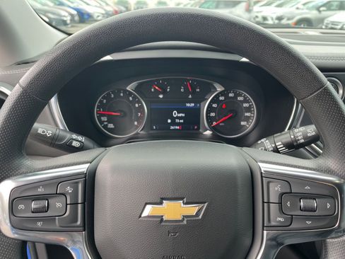 Used 2025 Chevrolet Blazer LT image 29