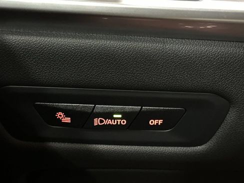 Used 2026 BMW X5 xDrive40i AWD/4WD image 33