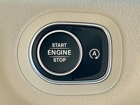 Certified 2024 Mercedes-Benz GLE 450 4MATIC image 30