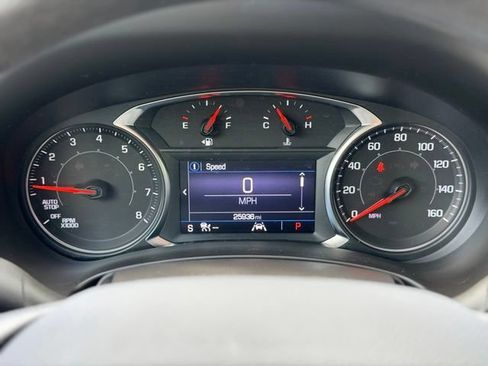 Used 2023 GMC Terrain SLE w/ Driver Convenience Package FWD image 10