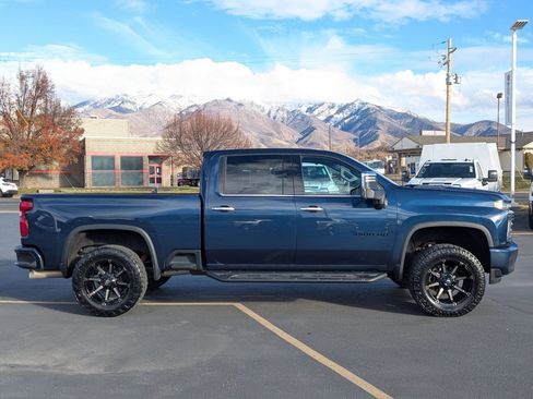 Used 2020 Chevrolet Silverado 3500 High Country w/ Technology Package image 2