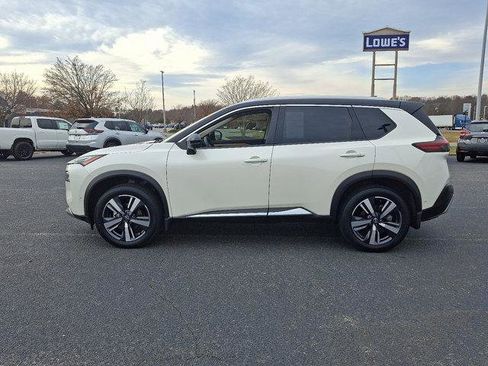 Used 2023 Nissan Rogue Platinum w/ Platinum Premium Package image 7