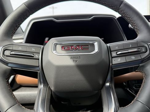 New 2026 GMC Canyon AT4 w/ Technology Plus Package AWD/4WD image 23