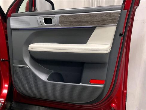 Used 2024 Hyundai Santa Fe Calligraphy image 12