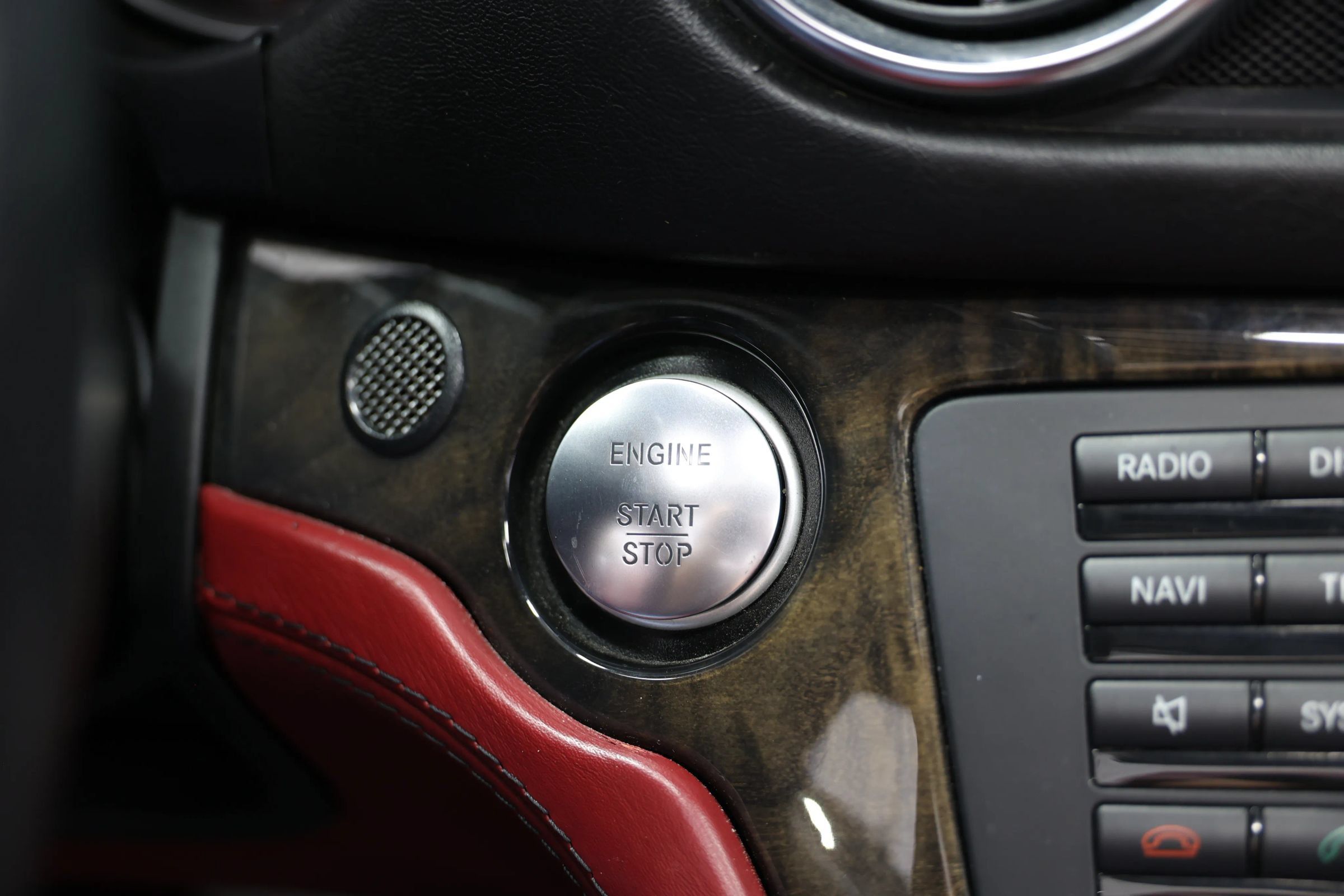 Used 2013 Mercedes-Benz SL 65 AMG image 35